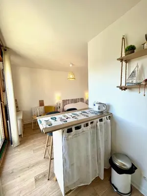 Plan de l'établissement Salm, Coquet studio avec balcon