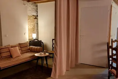 Coin salon dans l'établissement La Bergerie de Bénéauville 7 personnes