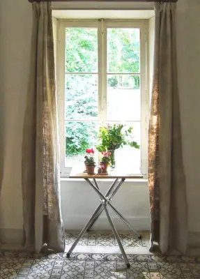 Jardin de l'établissement Maison charmante à Ryes avec jardin clos et accès PMR