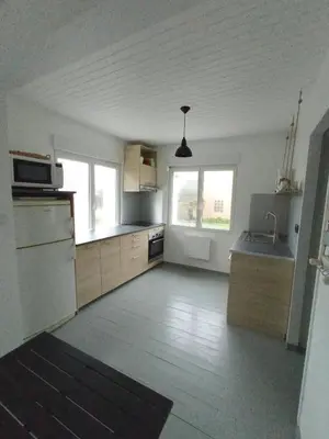 Cuisine ou kitchenette dans l'établissement Gîte La Mer, 50m de la mer