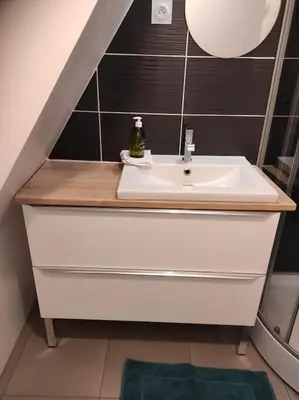Salle de bains dans l'établissement Gîte Mont Saint Michel Beauvoir