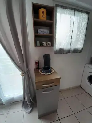 Cuisine ou kitchenette dans l'établissement Au feu de Berque