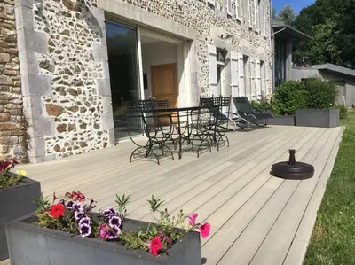 Jardin de l'établissement Maison de Caractère à 1 Km de la Mer