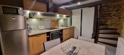 Cuisine ou kitchenette dans l'établissement Nice renovated fisherman's house near the sea