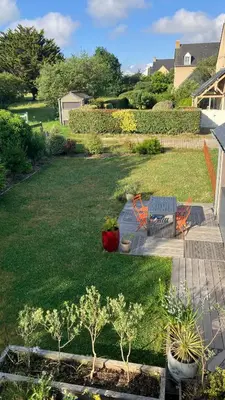 Jardin de l'établissement Ker Neizh Cancale, Cottage Baie de Cancale GR34