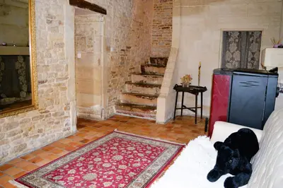 Plan de l'établissement L'auberge du lavoir, maison en pierres avec jardin