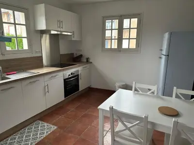 Cuisine ou kitchenette dans l'établissement Chez Alice - Isigny le Buat