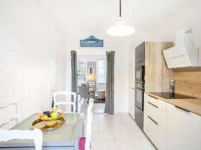 Cuisine ou kitchenette dans l'établissement Holiday Home Les Étourneaux by Interhome