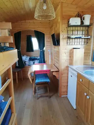 Cuisine ou kitchenette dans l'établissement Roulot'So Zen