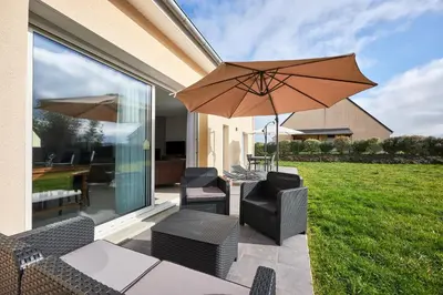 Jardin de l'établissement Maison Ariel - Charmante maison pour 6