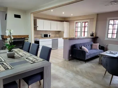 Cuisine ou kitchenette dans l'établissement Le gîte du Bonheur