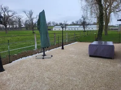 Jardin de l'établissement gite de l'écurie