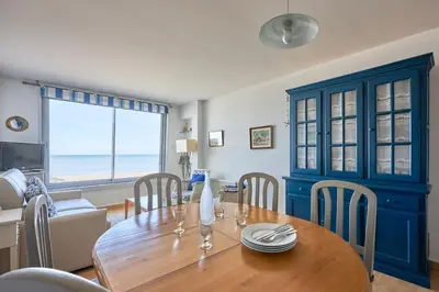 Coin salon dans l'établissement Duplex Etoile de mer- T4 Vue mer