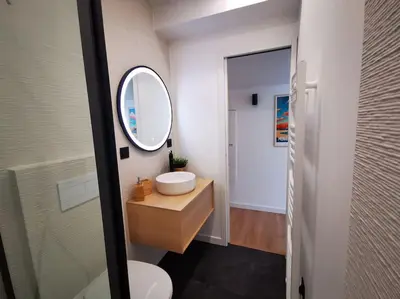 Salle de bains dans l'établissement Gîte avec Spa