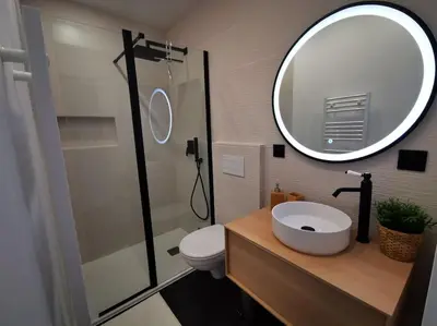 Salle de bains dans l'établissement Gîte avec Spa