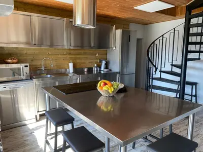 Cuisine ou kitchenette dans l'établissement La Coquelière - Belle maison pour 5