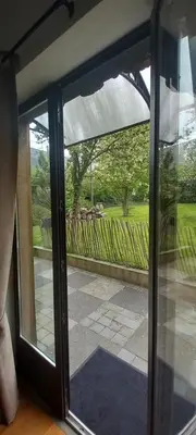 Balcon ou terrasse dans l'établissement Le Gîte insolite Gonnedouillé