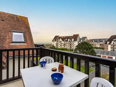 Balcon ou terrasse dans l'établissement Studio Cabourg Plage-20 by Interhome
