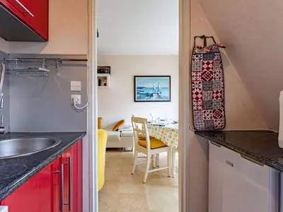 Cuisine ou kitchenette dans l'établissement Apartment Bel Cabourg-7 by Interhome