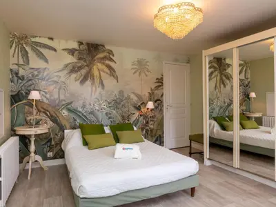 Un ou plusieurs lits dans un hébergement de l'établissement Holiday Home Les Grands Près by Interhome