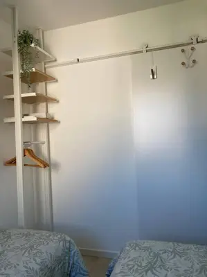 Un ou plusieurs lits dans un hébergement de l'établissement Cabourg, appartement T2 accès direct mer