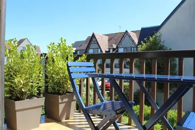 Balcon ou terrasse dans l'établissement Cabourg, appartement T2 accès direct mer