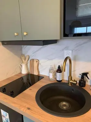 Cuisine ou kitchenette dans l'établissement Appartement T2 - Bord de Mer - Parking privé - Wifi